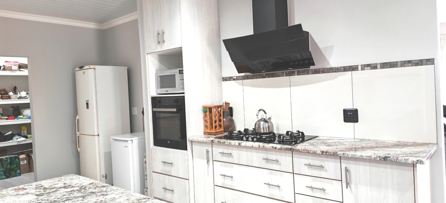 4 Bedroom Property for Sale in Dana Bay Western Cape